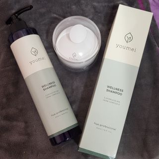 유메이 웰니스 샴푸 + 유메이 스칼프 브러쉬 — 5점을 준 리뷰어가 2022년 4월 올린 사용 사진