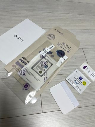 아클리브 Eco 항균 항바이러스 액정 보호필름(iPhone) — 5점을 준 리뷰어가 2022년 7월 올린 사용 사진