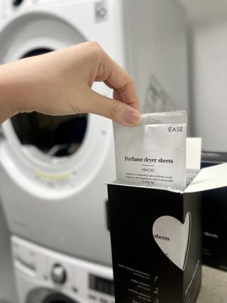 [이즈라이프코스메틱] 퍼퓸 드라이어 시트 히노끼향  or 블랑향 2중 택1 30매 — 4점을 준 리뷰어가 2021년 8월 올린 사용 사진