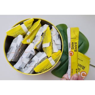 서울약사신협 프리미엄비타민C1000_2.5G x 100포 — 5점을 준 리뷰어가 2021년 5월 올린 사용 사진