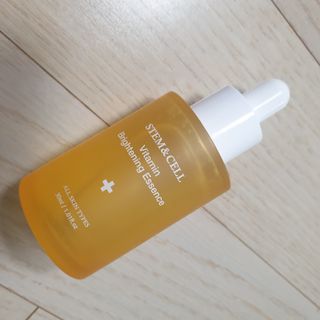 체르엠 스템앤셀 비타민 브라이트닝 에센스 30ml 1개 — 4점을 준 리뷰어가 2022년 3월 올린 사용 사진