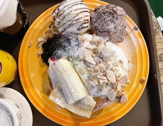 카페 더달달 [더달달 역삼점] 팬케이크 or 와플 + 음료2 + 쇼콜라1 — 5점을 준 리뷰어가 2021년 11월 올린 사용 사진