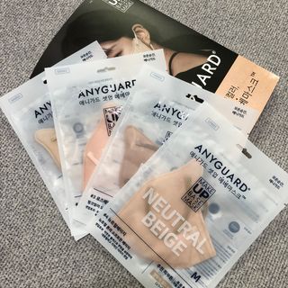 애니가드 셋업메베마스크 (대형 4컬러 + 중형 4컬러) — 5점을 준 리뷰어가 2022년 3월 올린 사용 사진