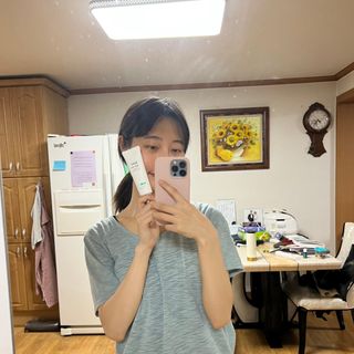 [AHC] 세이프온 에센스 선크림 올리브영 스페셜 증정 기획세트 — 5점을 준 리뷰어가 2022년 6월 올린 사용 사진