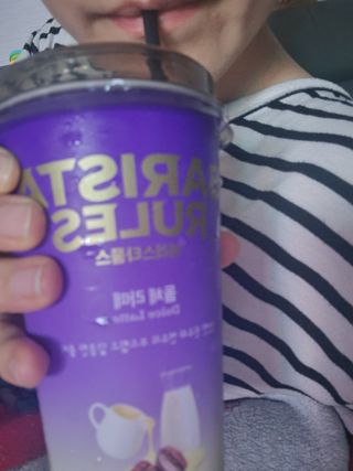 바리스타룰스 돌체 라떼 — 4점을 준 리뷰어가 2023년 4월 올린 사용 사진