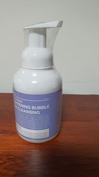 약손명가코스메틱 에오스보떼 브라이트닝 버블 폼 클렌징 300ml — 3점을 준 리뷰어가 2021년 12월 올린 사용 사진
