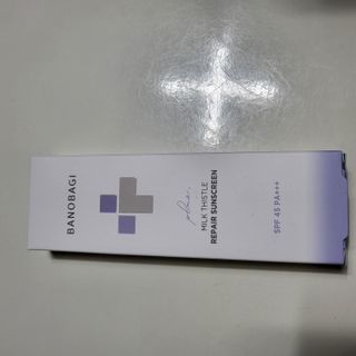 바노바기 코스메틱 바노바기 밀크씨슬 리페어 시카 선스크린 플러스 50ml — 5점을 준 리뷰어가 2023년 1월 올린 사용 사진