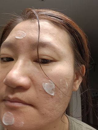 엘리샤코이 테트라포스 시카 크림 — 5점을 준 리뷰어가 2022년 7월 올린 사용 사진