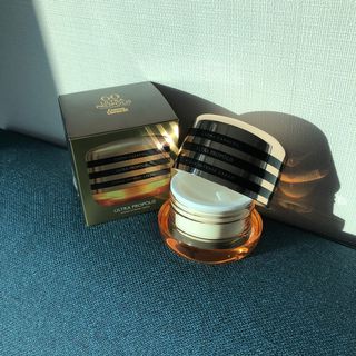 자민경 크레마카라콜 울트라 프로폴리스 하이드라 인텐스 크림 50ml — 5점을 준 리뷰어가 2021년 1월 올린 사용 사진