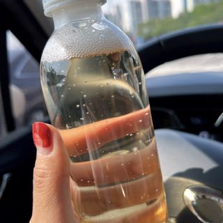 더그레잇티 콤부차 [매일유업] 더그레잇티 44kcal 콤부차 300ml *12개입 (오리지널 6개+베리리치 6개) — 4.5점을 준 리뷰어가 2023년 7월 올린 사용 사진