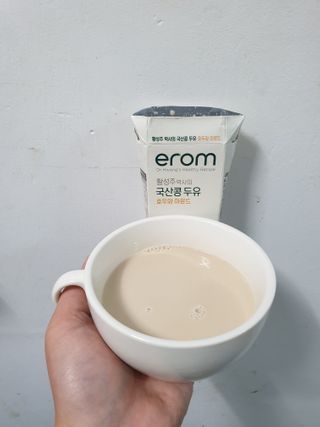 이롬 erom 황성주박사의 국산콩 두유 호두와 아몬드 — 3점을 준 리뷰어가 2020년 12월 올린 사용 사진