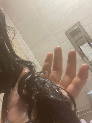 ★N쇼핑 헤어팩 1위★ 리하 에그 화이트 극손상 무실리콘 트리트먼트 헤어팩 — 4.5점을 준 리뷰어가 2022년 6월 올린 사용 사진