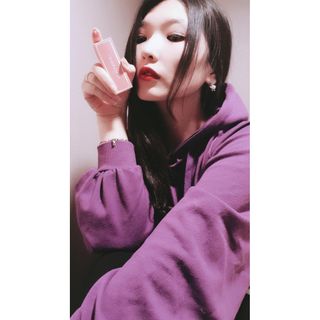 [블랙루즈] 로즈 벨벳 립스틱 택1+랜덤1 — 5점을 준 리뷰어가 2020년 12월 올린 사용 사진
