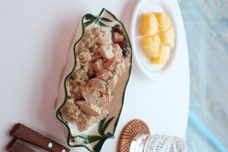 굽네몰 [굽네] 소스가 맛있는 닭가슴살 슬라이스 4종 — 4.5점을 준 리뷰어가 2021년 11월 올린 사용 사진