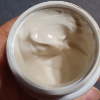 AYU25[아유트웬티파이브]다마스크로즈워터 베이스 천연 수분 촉촉 크림 — 5점을 준 리뷰어가 2021년 2월 올린 사용 사진