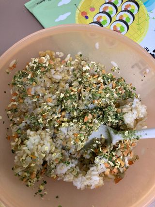 해풀잎 누구나 김밥*1ea [(혼합야채 35g *1ea,  김밥김 (5g, 5ea),  양념간장 (6g, 5ea), 참기름(5g, 2ea)] — 4점을 준 리뷰어가 2022년 7월 올린 사용 사진