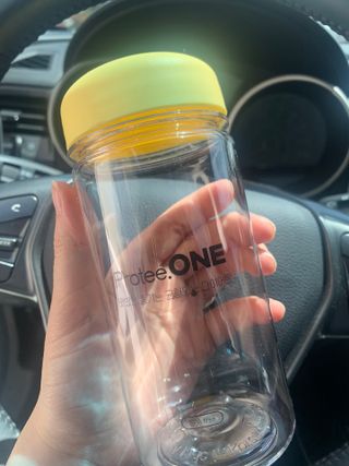 프로티원 단백질쉐이크 녹차맛 2주분 1통+보틀 — 5점을 준 리뷰어가 2021년 5월 올린 사용 사진