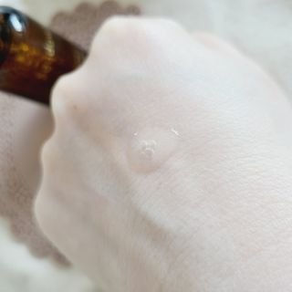 스킨큐어 산다화 비타민c 화이트닝 에센스 30ml — 5점을 준 리뷰어가 2022년 1월 올린 사용 사진