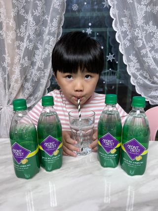 몽베스트 Montbest with Sparkling water Lemon OR Lime 20병(랜덤) — 5점을 준 리뷰어가 2022년 11월 올린 사용 사진
