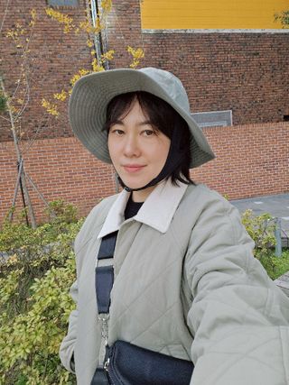 구김스★ [방수/UV차단]베이직 서핑햇 1.0 비치햇/해변모자/등산모자 *컬러 선택 가능 — 5점을 준 리뷰어가 2024년 11월 올린 사용 사진