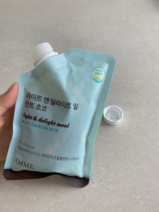 아므_이너뷰티 라이트 앤 딜라이트 밀 민트 초코 — 5점을 준 리뷰어가 2021년 7월 올린 사용 사진