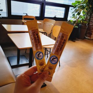 서울에프엔비 면역보감 뼈엔 칼비타 젤리 아연·칼슘·비타민D 20g X 15포 — 5점을 준 리뷰어가 2021년 11월 올린 사용 사진