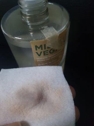 [후르디아] 눈시림없는 올영 립앤아이 리무버 — 5점을 준 리뷰어가 2024년 2월 올린 사용 사진