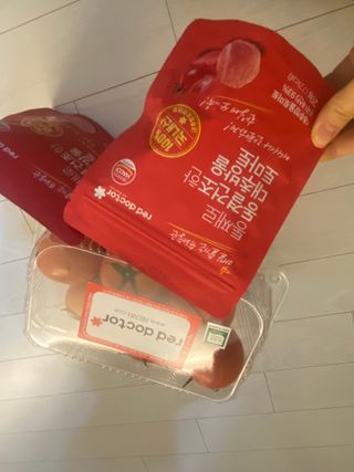 레드닥터 완숙토마토 + 통째로 동결건조한 대추방울토마토 — 5점을 준 리뷰어가 2022년 12월 올린 사용 사진