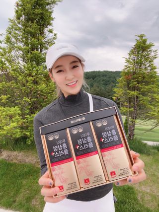서울약사신협_투데이홍삼정플러스스틱_10g x 30포 — 5점을 준 리뷰어가 2021년 6월 올린 사용 사진
