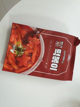 빨간키트 떡볶이 밀키트 2~3인분 매운맛 국물 떡볶이 만들기 쉬운 황금 레시피 분말 소스로 간편한 요리 — 5점을 준 리뷰어가 2021년 10월 올린 사용 사진