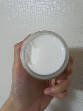 산수시 [라이브캠페인] 데포세럼에센스+아쿠아수분크림 — 5점을 준 리뷰어가 2021년 6월 올린 사용 사진