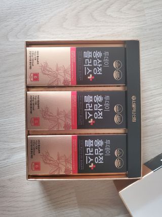 서울약사신협_투데이홍삼정플러스스틱_10g x 30포 — 5점을 준 리뷰어가 2021년 6월 올린 사용 사진