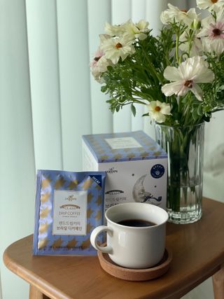 (주)쟈뎅 쟈뎅 클래스 핸드 드립 커피 10P 2종_디카페인 1종+랜덤 플레이버 1종 — 5점을 준 리뷰어가 2021년 4월 올린 사용 사진