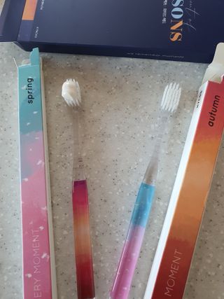 에브리모먼트 에브리 모먼트 칫솔 Every moment toothbrush — 5점을 준 리뷰어가 2022년 2월 올린 사용 사진