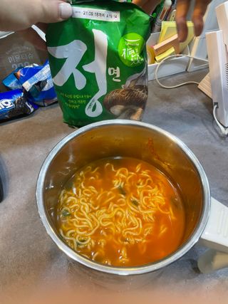 [풀무원] 자연은맛있다 정면, 백면, 홍면  세트 — 4.5점을 준 리뷰어가 2021년 4월 올린 사용 사진