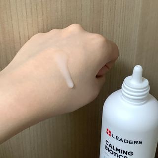 리더스코스메틱 리더스 카밍 바이오틱스 에센스 워터 — 5점을 준 리뷰어가 2022년 5월 올린 사용 사진