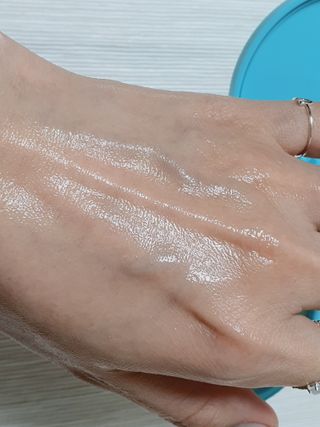 리더스코스메틱 리더스 카밍 바이오틱스 퀵 수딩 패드 — 5점을 준 리뷰어가 2022년 6월 올린 사용 사진