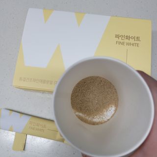 디오르 파인화이트 — 5점을 준 리뷰어가 2022년 1월 올린 사용 사진