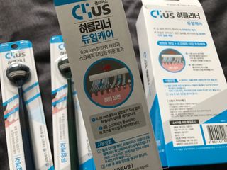 크리오 클리어스 혀백태제거 구취관리 혀클리너 — 5점을 준 리뷰어가 2021년 3월 올린 사용 사진
