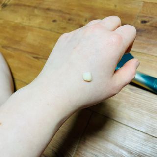 [NEW 탄력유턴 아이크림] AHC 유스 래스팅 리얼 아이크림 포 페이스 — 5점을 준 리뷰어가 2021년 3월 올린 사용 사진