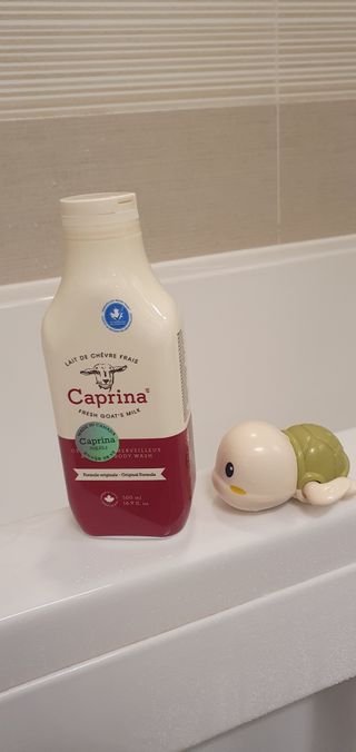 카프리나 프레쉬 산양밀크 어메이징 바디워시 500ml(오리지널향) — 5점을 준 리뷰어가 2023년 4월 올린 사용 사진