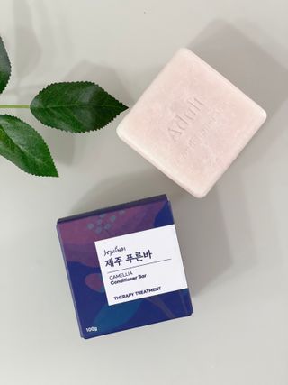 제주인디 제주 푸른바 카멜리아 컨디셔너 — 5점을 준 리뷰어가 2022년 1월 올린 사용 사진