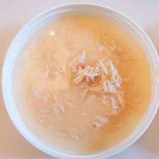 비타크래프트 고양이 수프 50g 3가지맛 x4팩씩 총 12팩 — 4.5점을 준 리뷰어가 2021년 8월 올린 사용 사진