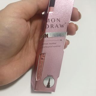 [MONDRAW] 몬드로우 붓펜 아이라이너 — 4.5점을 준 리뷰어가 2022년 4월 올린 사용 사진