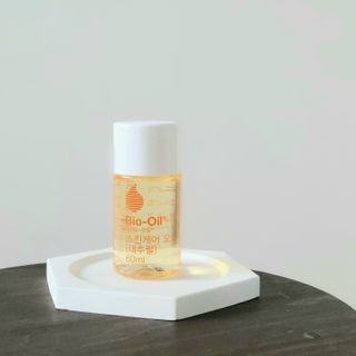 바이오오일 [바이오-오일] 스킨케어 오일 내추럴 60ml — 4.5점을 준 리뷰어가 2021년 5월 올린 사용 사진