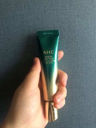 [NEW 탄력유턴 아이크림] AHC 유스 래스팅 리얼 아이크림 포 페이스 — 4점을 준 리뷰어가 2021년 3월 올린 사용 사진