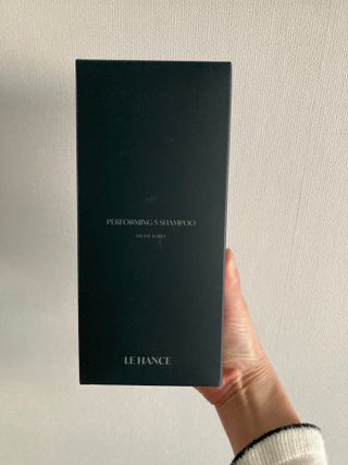 르핸스 퍼포밍 5 샴푸 비반트 포렛/베티버 포그 — 4점을 준 리뷰어가 2023년 1월 올린 사용 사진