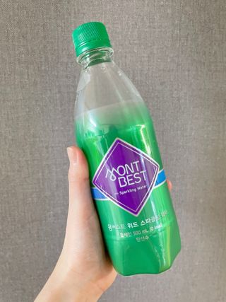 몽베스트 Montbest with Sparkling water Plain 20병 — 5점을 준 리뷰어가 2021년 11월 올린 사용 사진