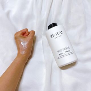 레츄얼 더 센트 바디로션 시크릿 파라다이스(500ml) — 5점을 준 리뷰어가 2022년 7월 올린 사용 사진