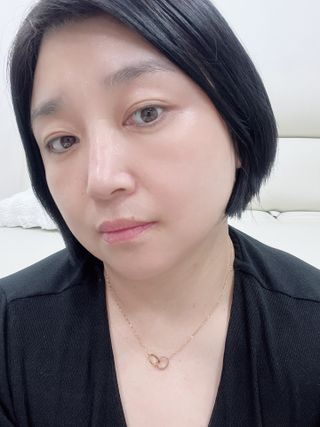 나우 [리브엠] 화해 1등 수분앰플 , 엑소코어 워터풀 텐션 앰플 — 5점을 준 리뷰어가 2025년 5월 올린 사용 사진